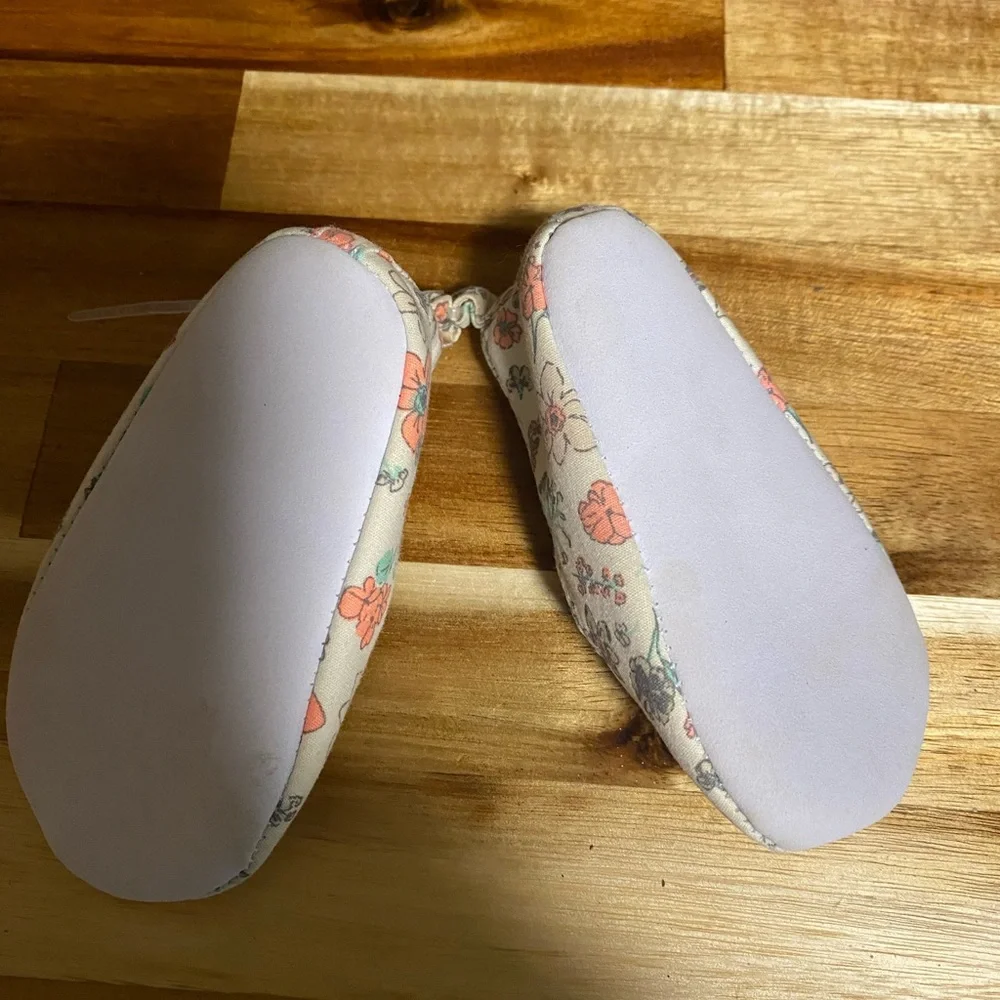 Carter's Baby Floral Flats 0-3 Months Elastic Strap Soft Sole Fabric Shoes